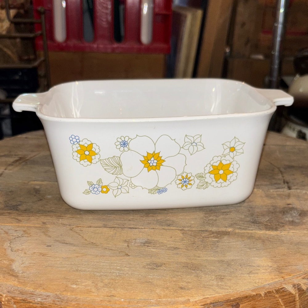 Rare Corningware “Floral Bouquet “Baking Dish with Handles